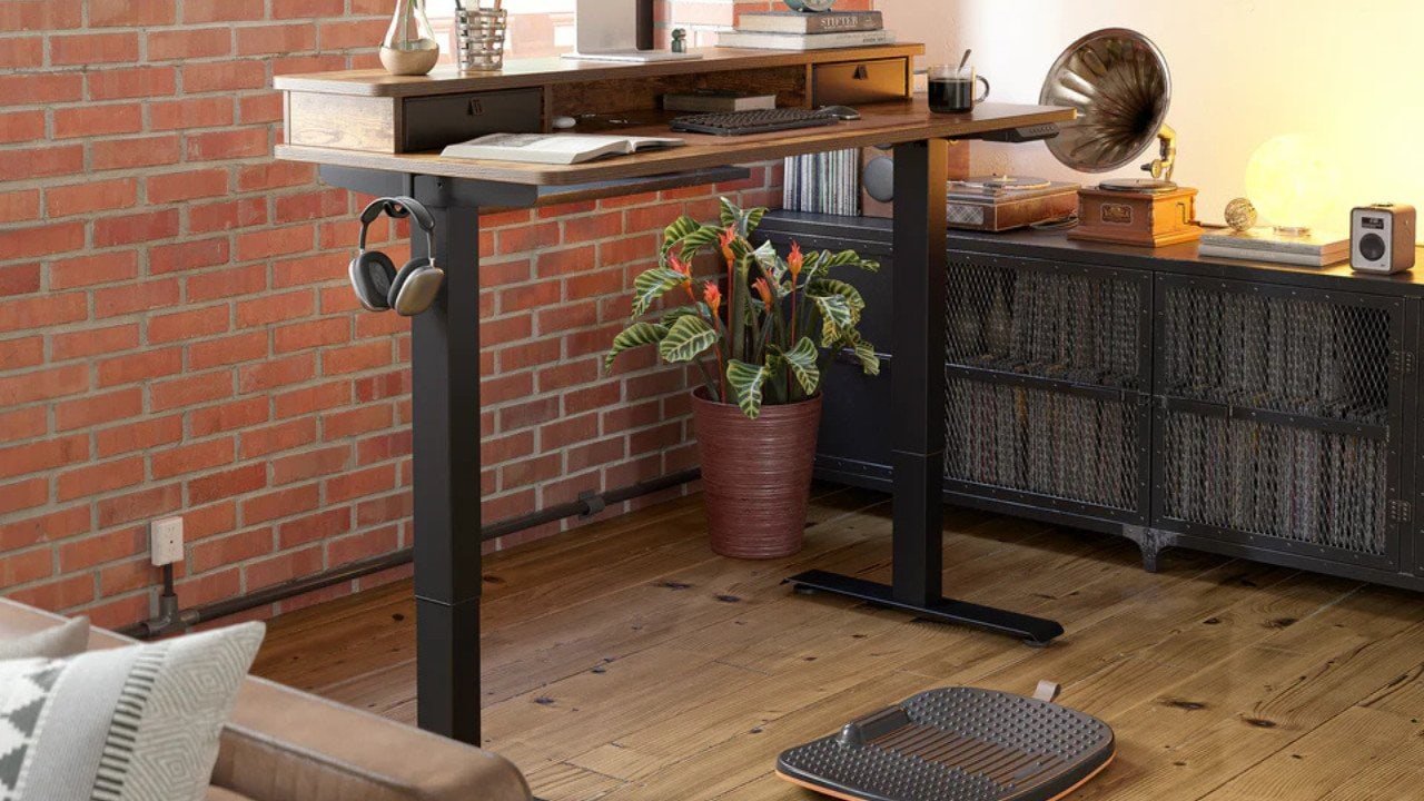 FEZIBO Aeris FSC-certified maple wood standing desk under $400 with 4 memory presets for home office
